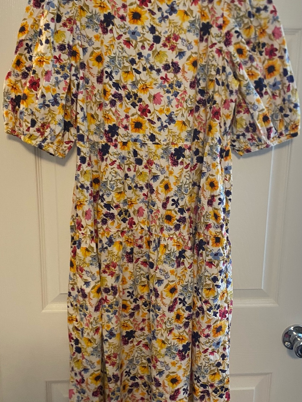 Old Navy White Floral Puff-Sleeve Midi Dress with Yellow Sunflowers